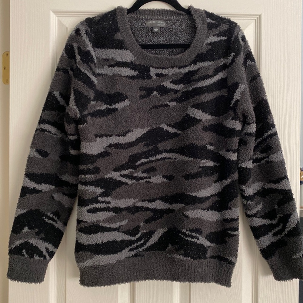 EUC Barefoot Dreams Camo sweater size Large